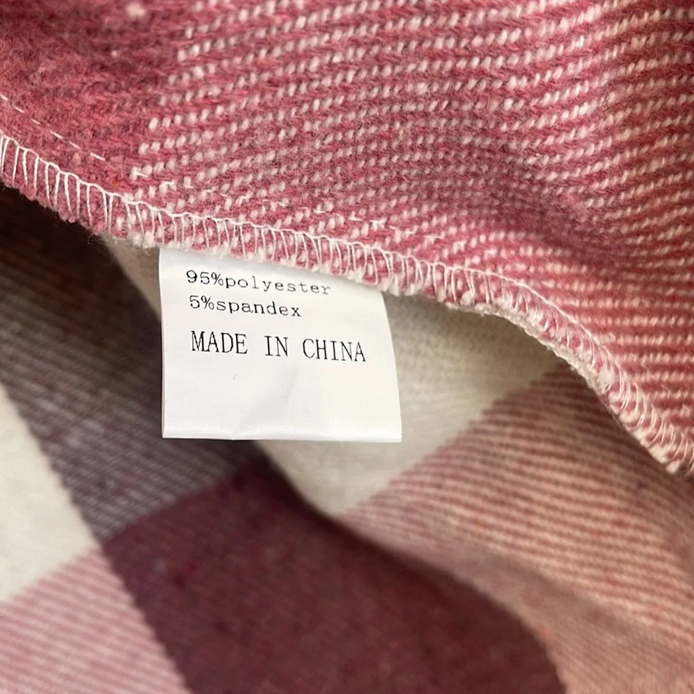 Women’s Pretty Garden Pink & White Flannel Button Down Size Medium - Picture 5 of 7